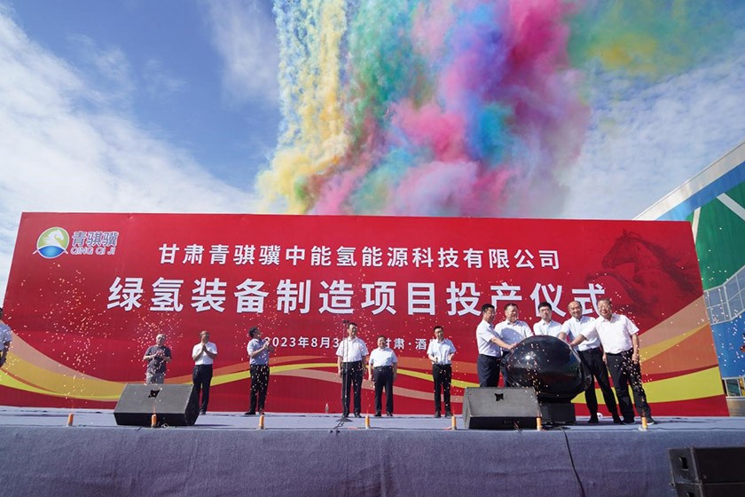 �����۳ң���д��ƪ | ����ף�ظ�����ʨ��������װ��������Ŀ��ʽͶ����